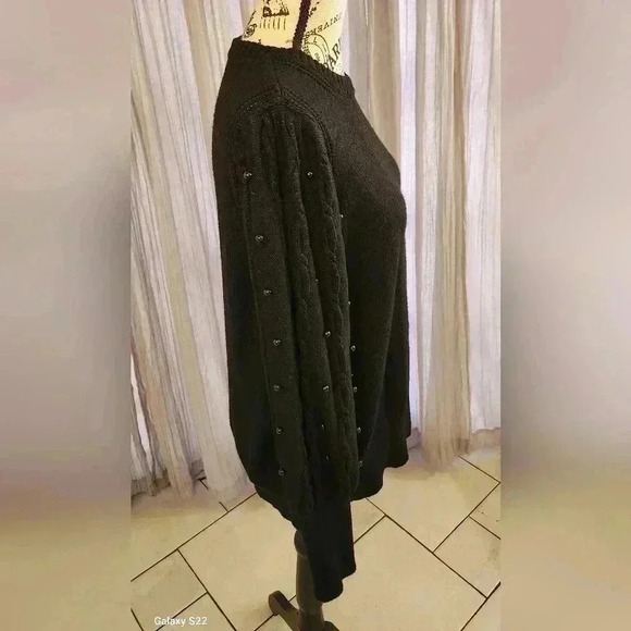 Liz Claiborne sweater with pearl details, L - Picture 2 of 9